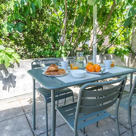Cosy Duplex Centre Avec Grande Terrasse Privative Apartment Aix-en-Provence